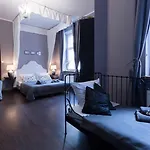 Angel House Апарт-отель Краков