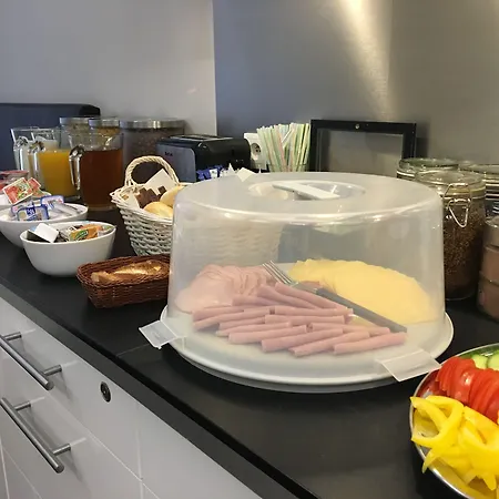 Aparthotel Angel House 3*