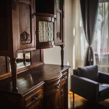 Aparthotel Angel House