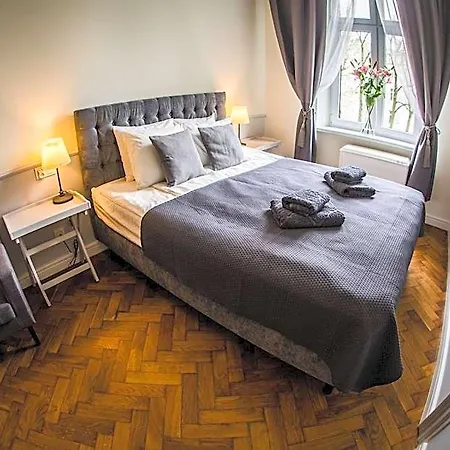 Apartmanhotel Angel House 3*