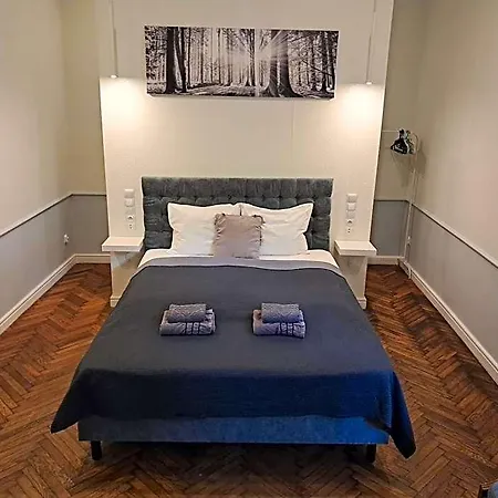 Angel House 3*