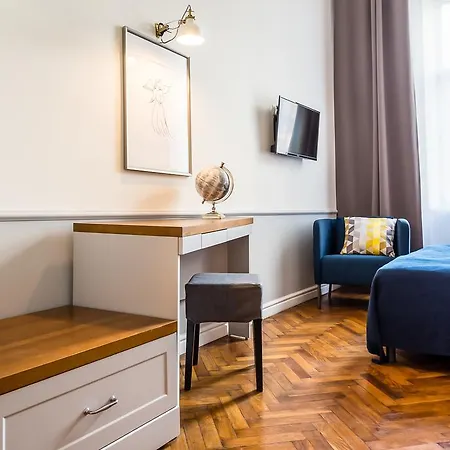 Hotel apartamentowy Angel House 3*