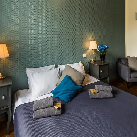 Hotel apartamentowy Angel House 3*