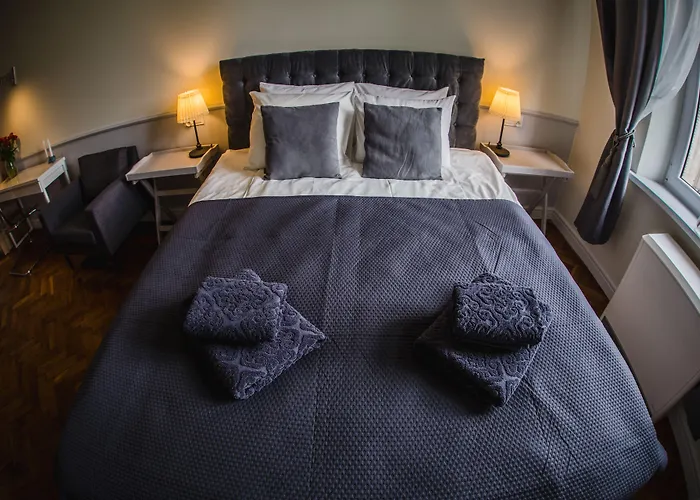 Aparthotel Angel House 3*