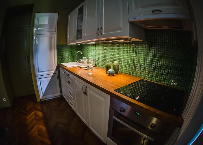 Aparthotel Angel House 3*