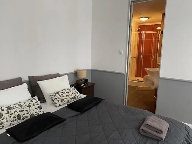 Angel House Appart hôtel 3*